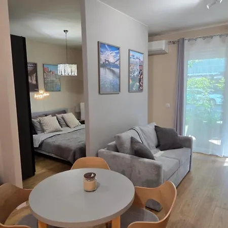 Fairytales River Point Apartment *